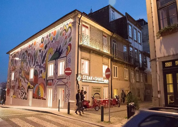 Merc Place Lejlighed